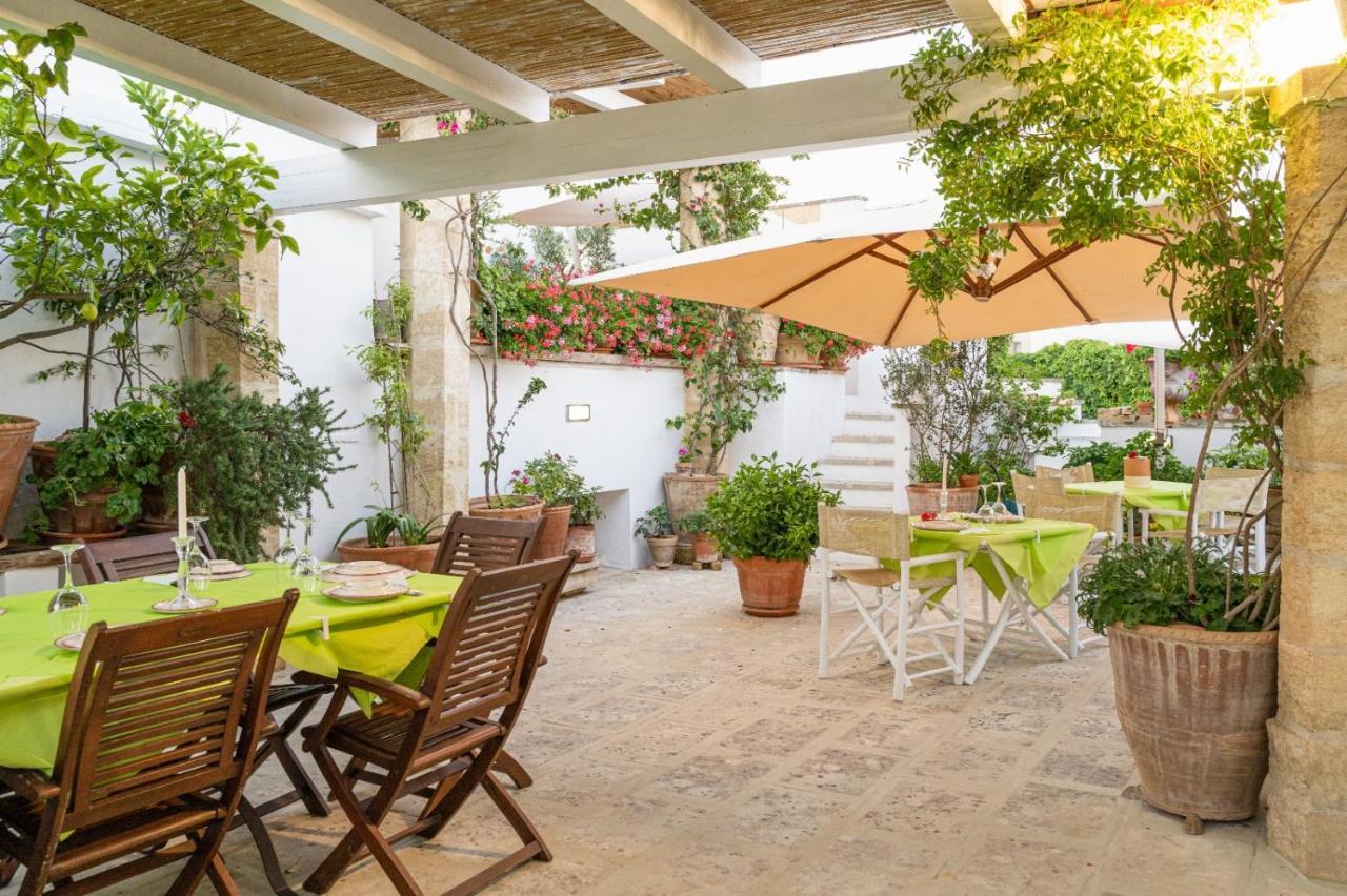 Bed and Breakfast Anticadimora Dei Pepe Salve Exterior foto