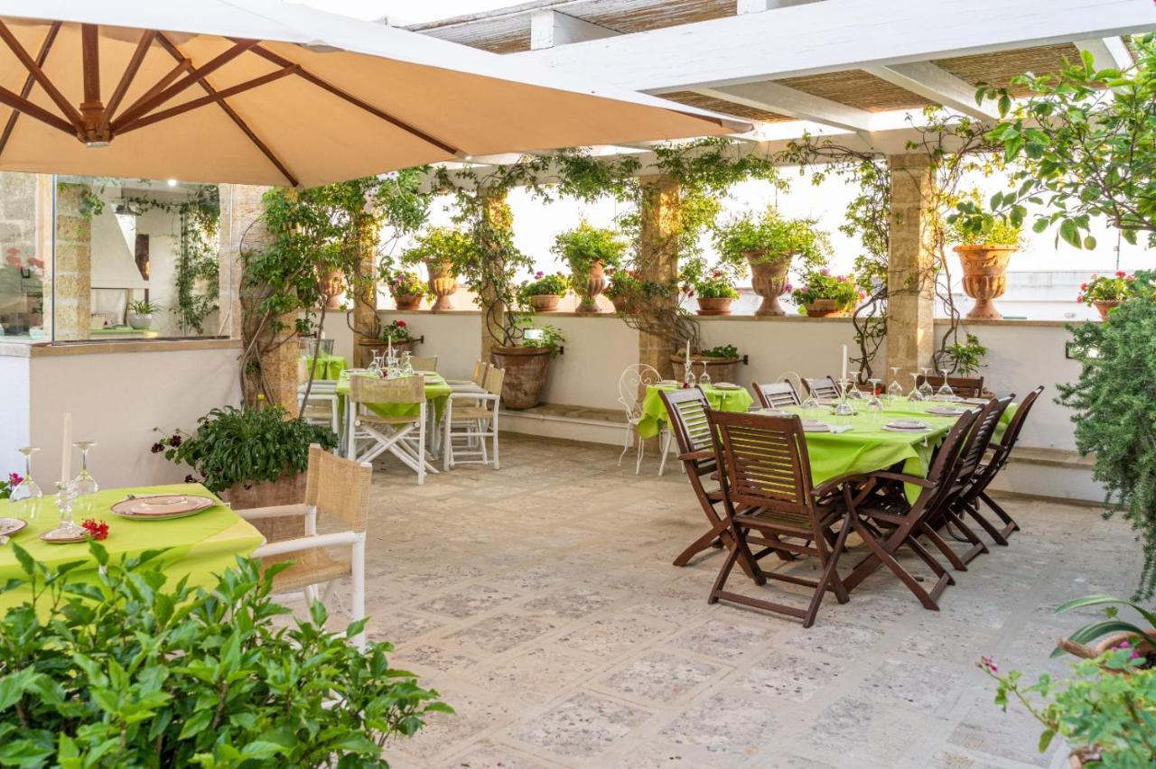 Bed and Breakfast Anticadimora Dei Pepe Salve Exterior foto